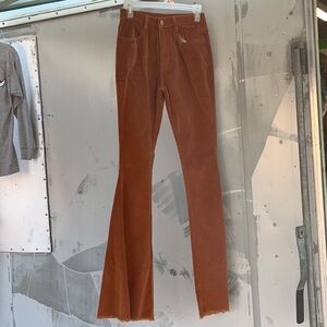 Chic Flare Corduroy Pants in Rust
